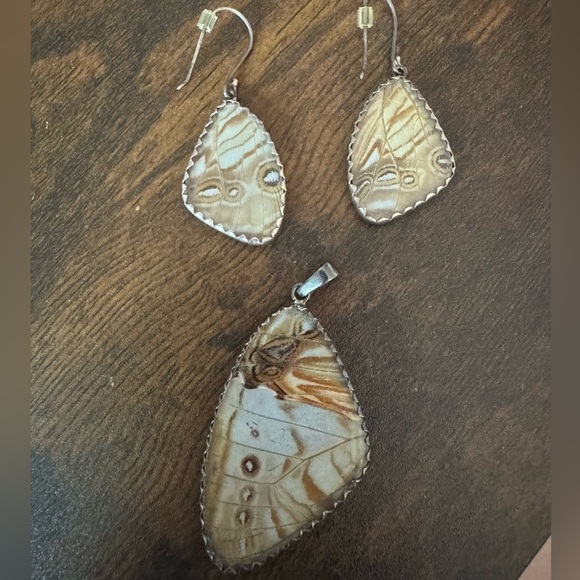 Costa Rican Butterfly Wing Iridescent Silver Earring and Pendant SET - Picture 4 of 7